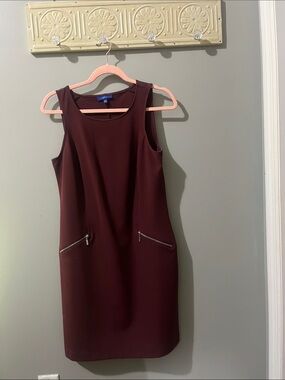 Apt. 9 Sleeveless Burgundy Midi Sheath Dress with Zip Accents